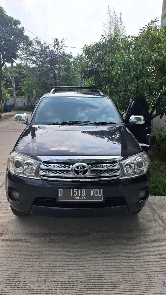 Toyota Fortuner 2011 Diesel