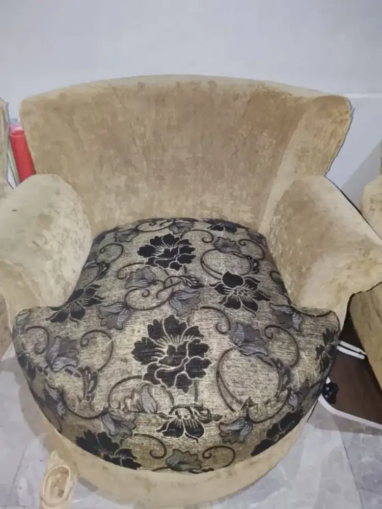 Sofa brown cream  batik
