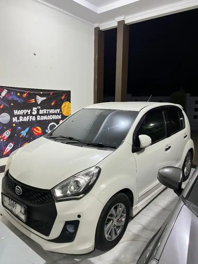 Daihatsu SIRION RS
