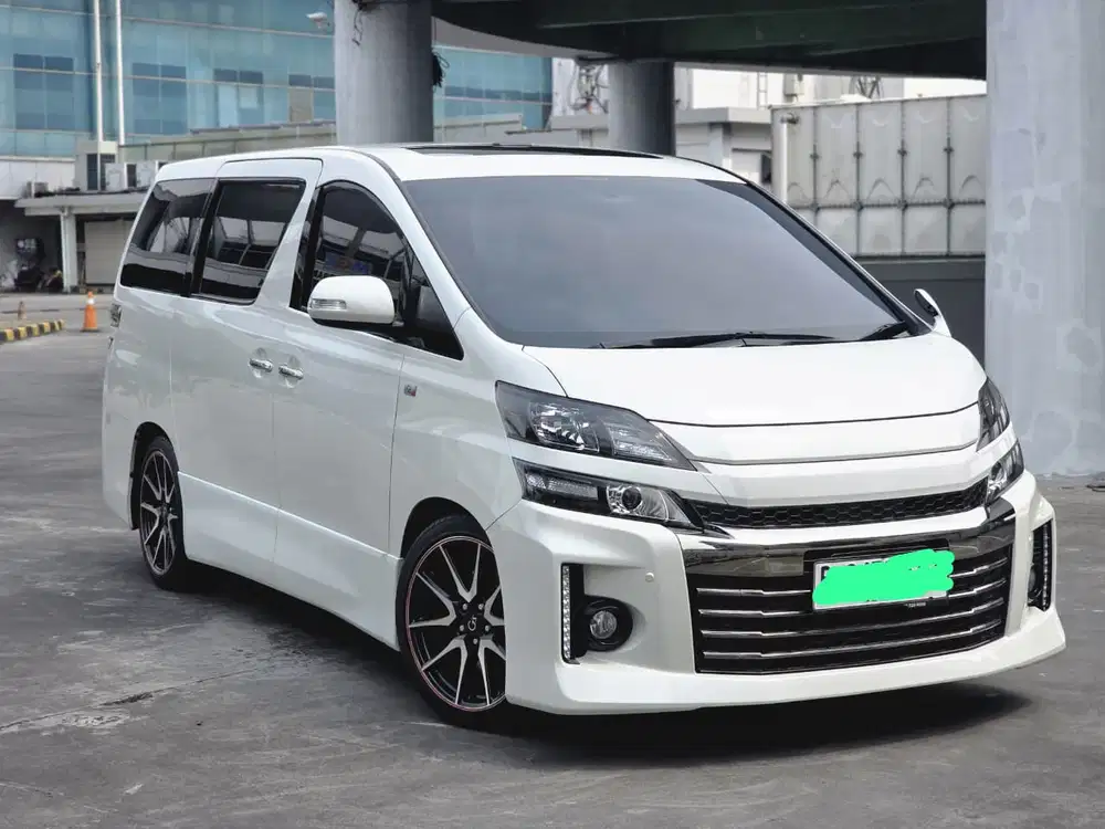 Toyota Vellfire 2013 Bensin