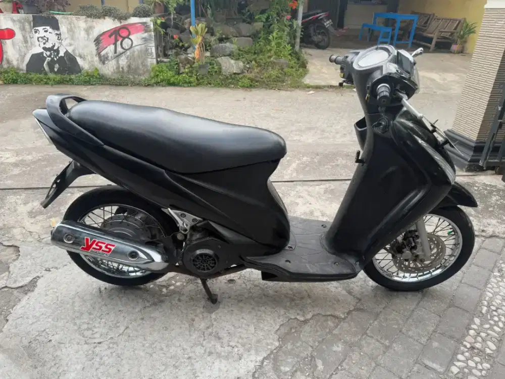 Suzuki spin THN 2009 plat AB sleman