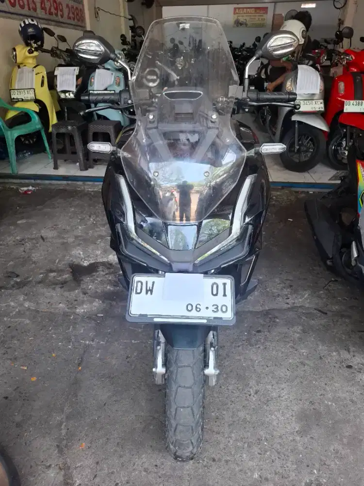 Honda ADV cbs 160cc 2025 hitam plat DW