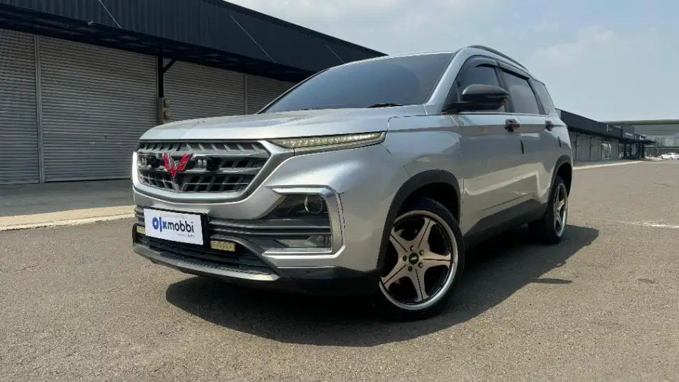 Wuling Almaz  1.5 Exclusive 5-Seater Bensin-AT 2019 Silver
