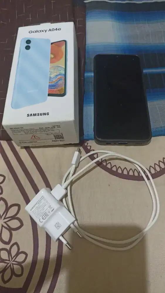 Samsung a04e fullset ram 3/32