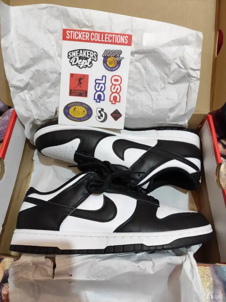 Sepatu nike dunk low retro panda