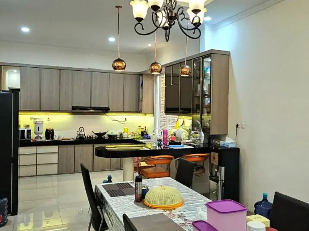 Rumah Bagus Semi Furnished Cluster Alicante Gading Serpong