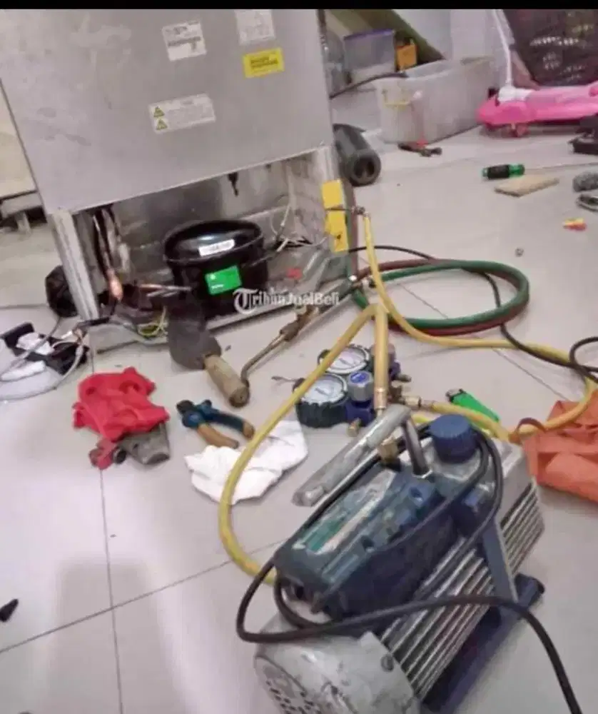 Service kulkas cuci ac bongkar pasang ac