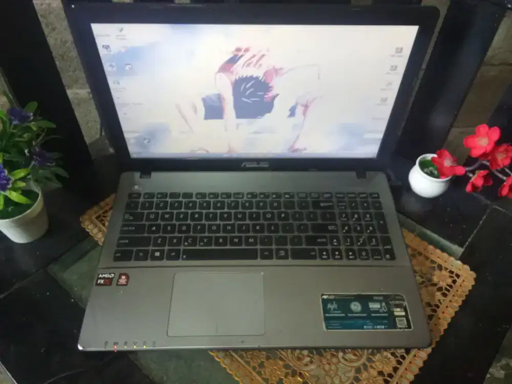 Laptop Asus x550z ex Ngampus