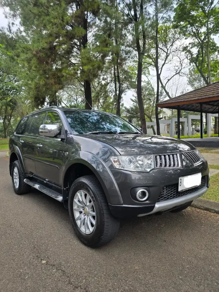 Mitsubishi Pajero Exceed th 2012 at matic