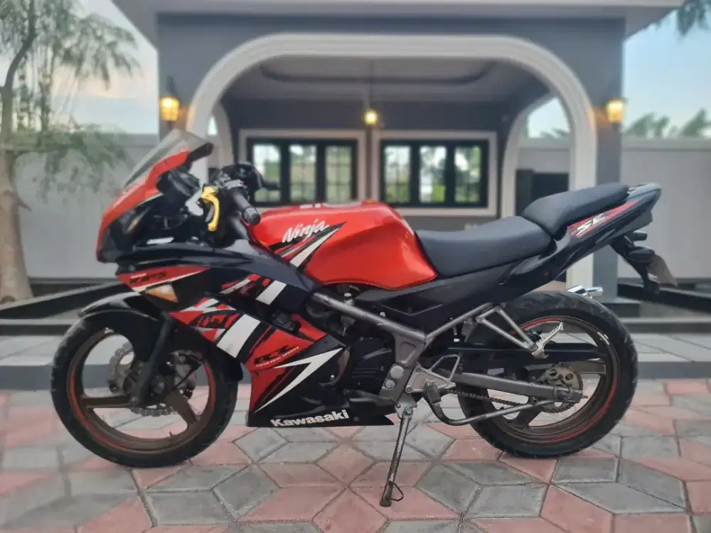 Kawasaki ninja rr spesial edition