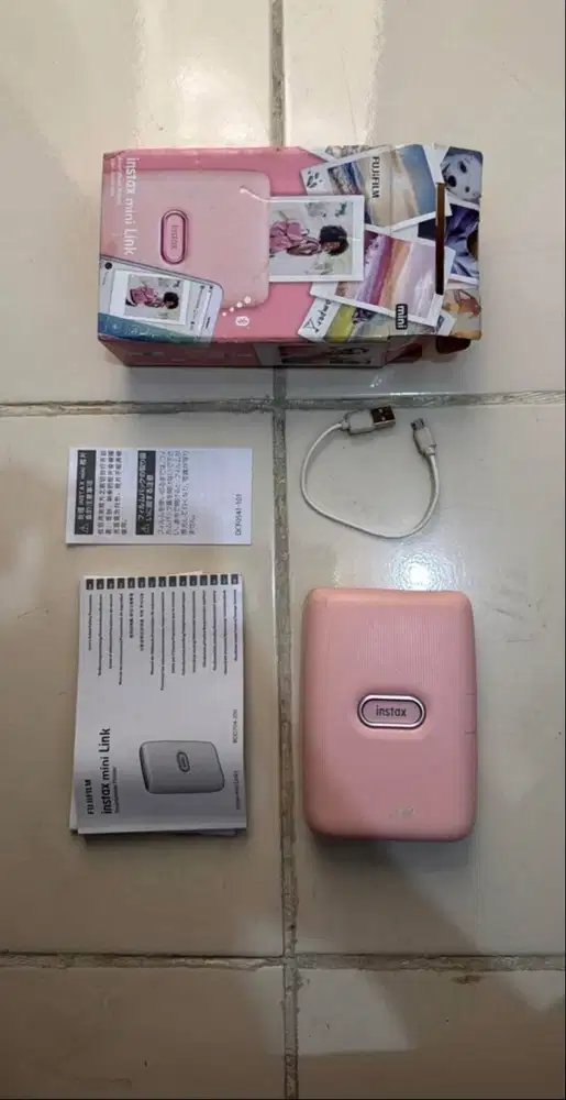 FujiFilm instax mini Link (polaroid print)
