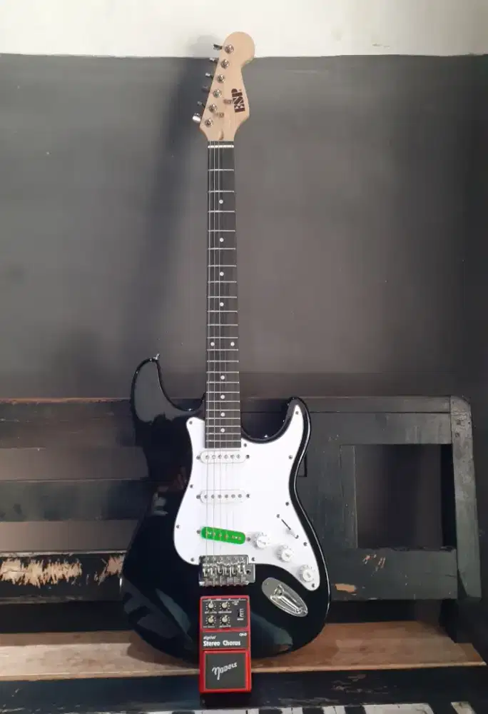 Gitar Strat Esp kastem hq & efek Nobels Digital Chorus