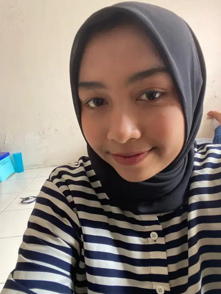 Cari pekerjaan art pergi pagi pulang sore
