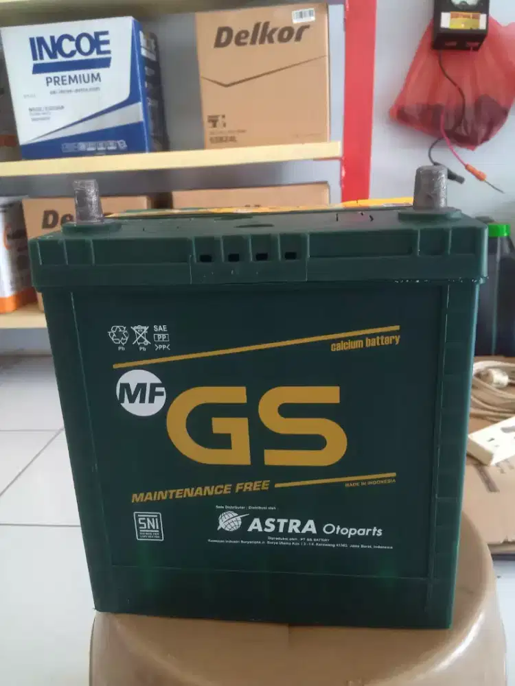 Jual aki mobil bekas/second