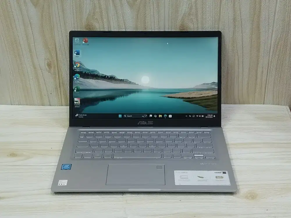 ASUS X415MA CELERON N4020 INTEL UHD graphis RAM 4gB ddr4
SSD 256GB
