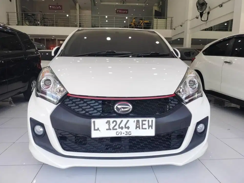 Daihatsu Sirion 1.3 M Bensin Manual/MT 2015 Super Istimewa Pajak Baru