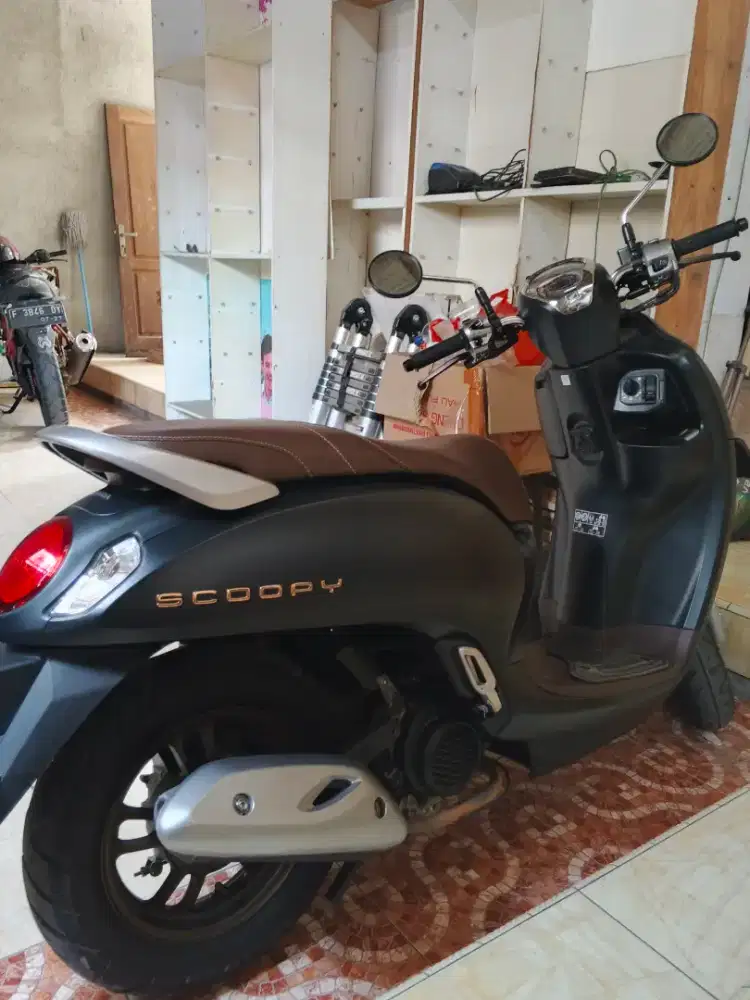 Scoopy prestige 2024 hitam KM 8748 on going