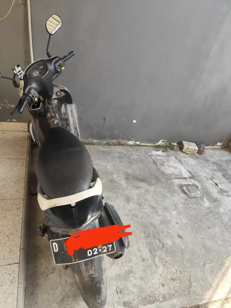 Dijual Suzuki Spin 2006 Old 135 cc