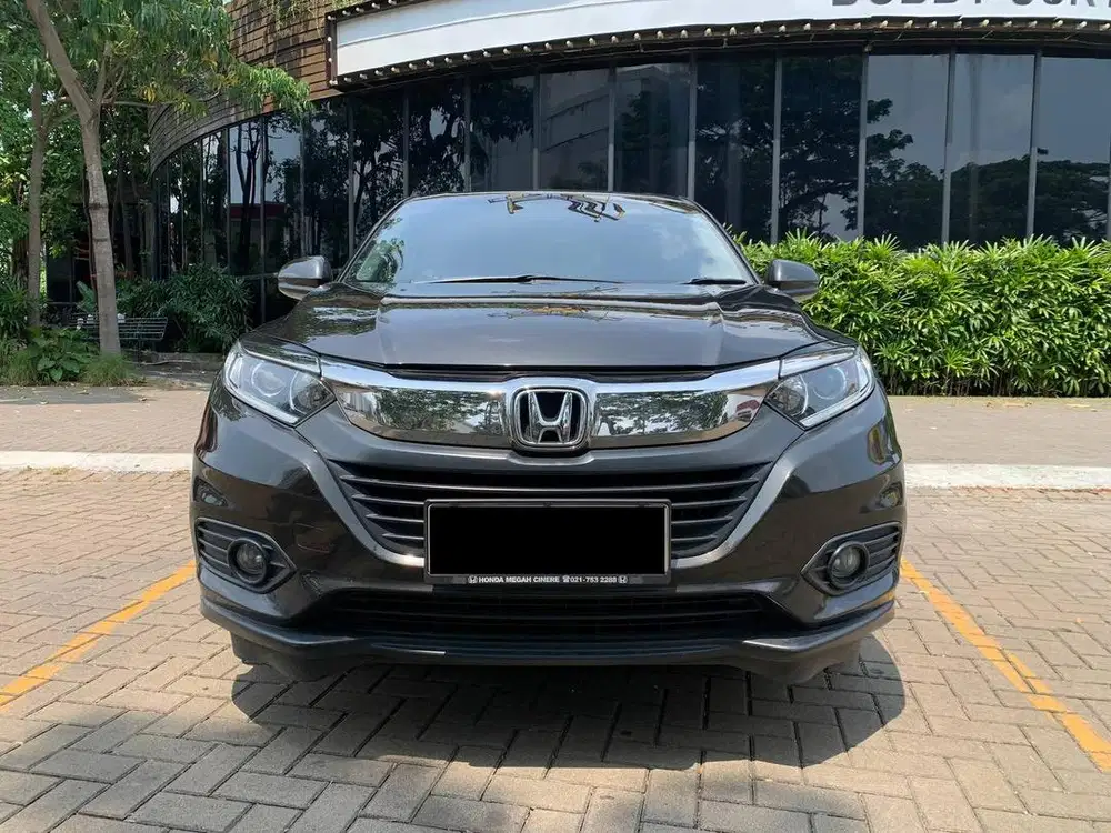 HONDA HRV E CVT AT 2018 DARK OLIVE MOBIL TERAWAT SIAP PAKAI