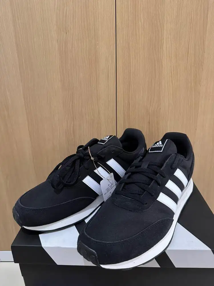 Sepatu Adidas Run 60s 3.0 Hitam 44