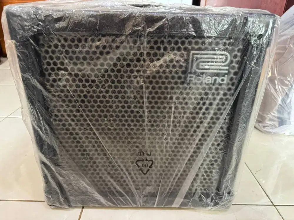 Amplifier Gitar Roland CUBE-30 30W Bekas Kondisi Siap Pakai
