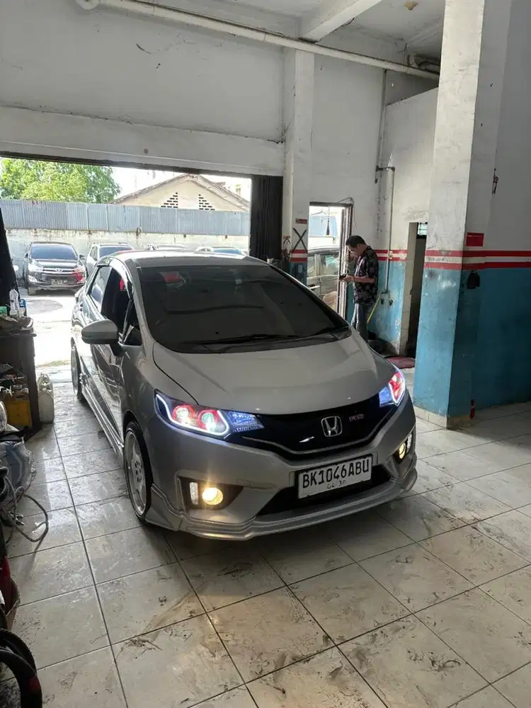 (Dp15jt) Honda Jazz RS Matic 2015 Murah