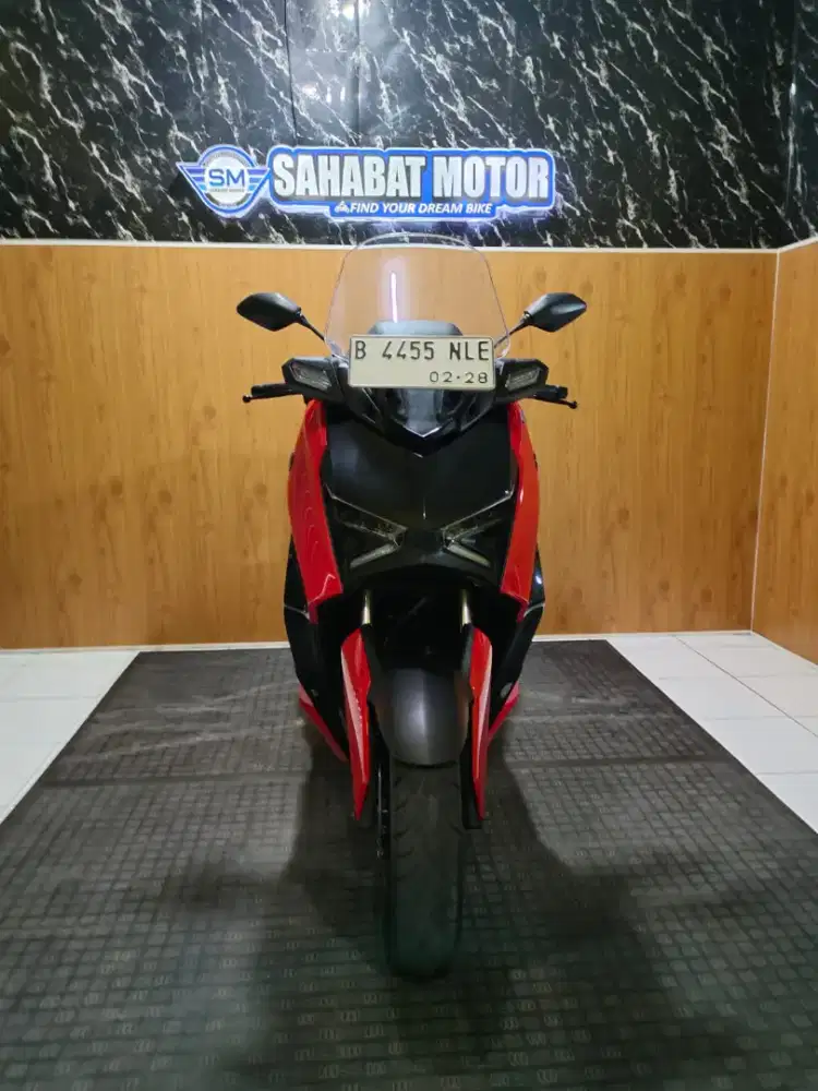 XMAX CONNECTED TH 2023 CASH ATAU KREDIT BERGARANSI