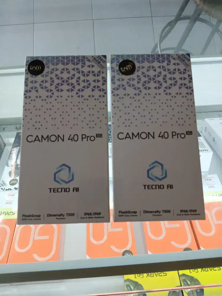 Tecno camon 40 pro 5G 8/256 New garansi resmi carlcare 13 bulan