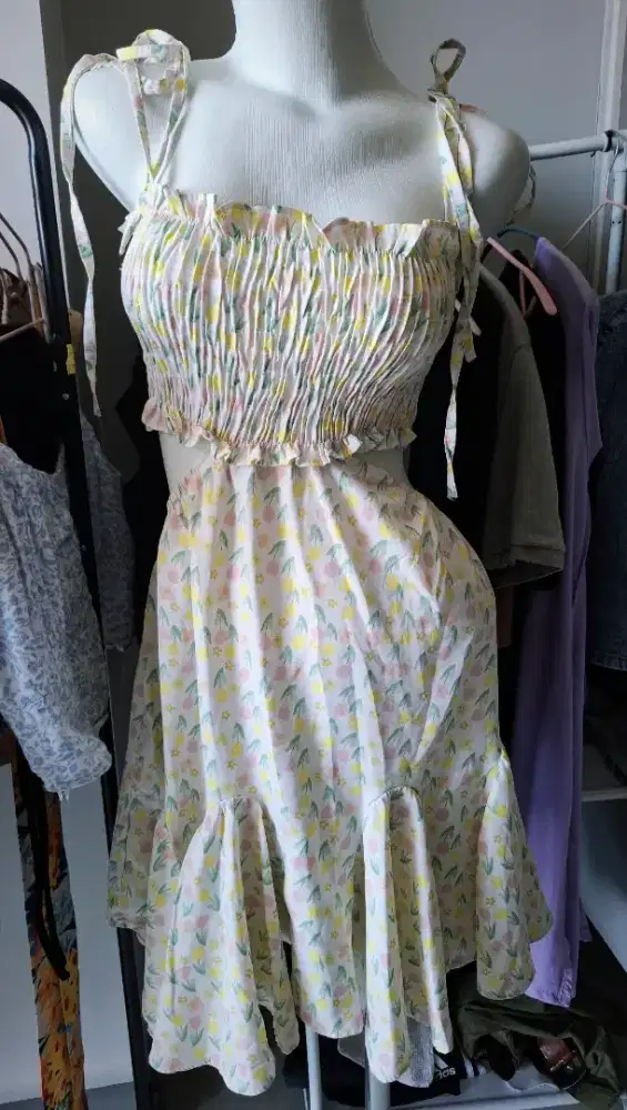 DRESS PANTAI WARNA KALEM