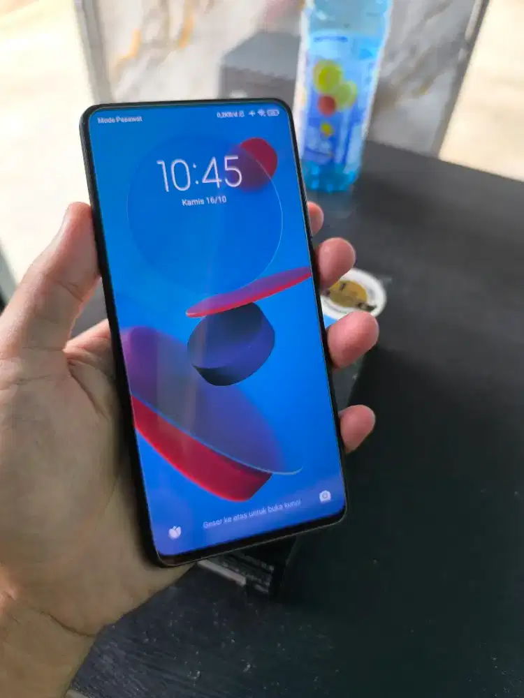 Xiaomi Mi 9t 6/128gb hitam