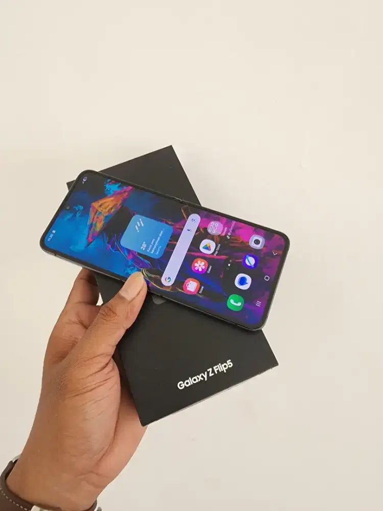 Samsung z flip 5 8/512gb sein fullset original mulus no minus