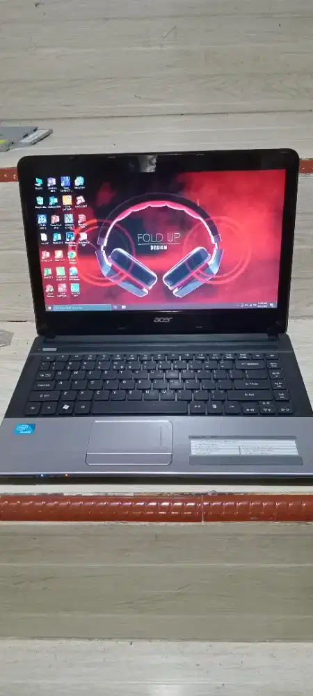 Laptop acer intel ram 8gb ssd 128gb hardis 500gb Mulus garansi cod