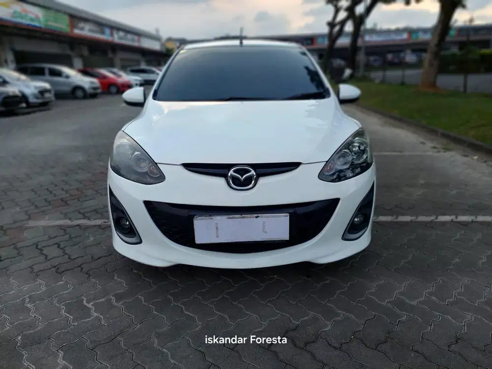 Mazda 2Rz At'12 jok kulit bersih mulus nyaman siap pakai