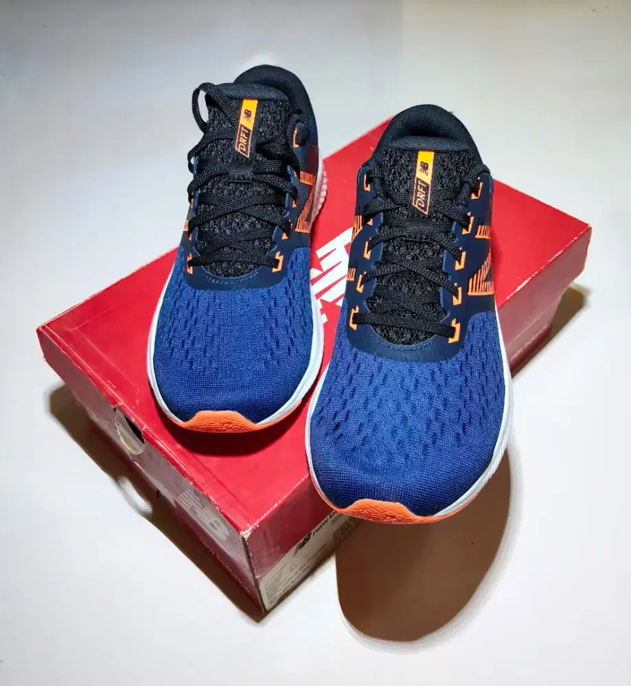 Sepatu New Balance DRFTv1 Running