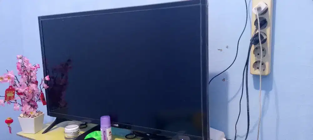 Polytron Smart Tv 32inch