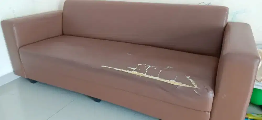 dijual kursi sofa kondisi seperti gambar