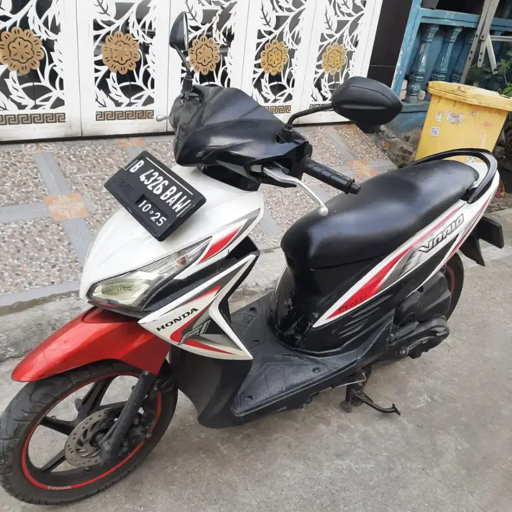 Honda Vario LED 110 2014 ss lengkap mesin bagus plat B DKI, stater On