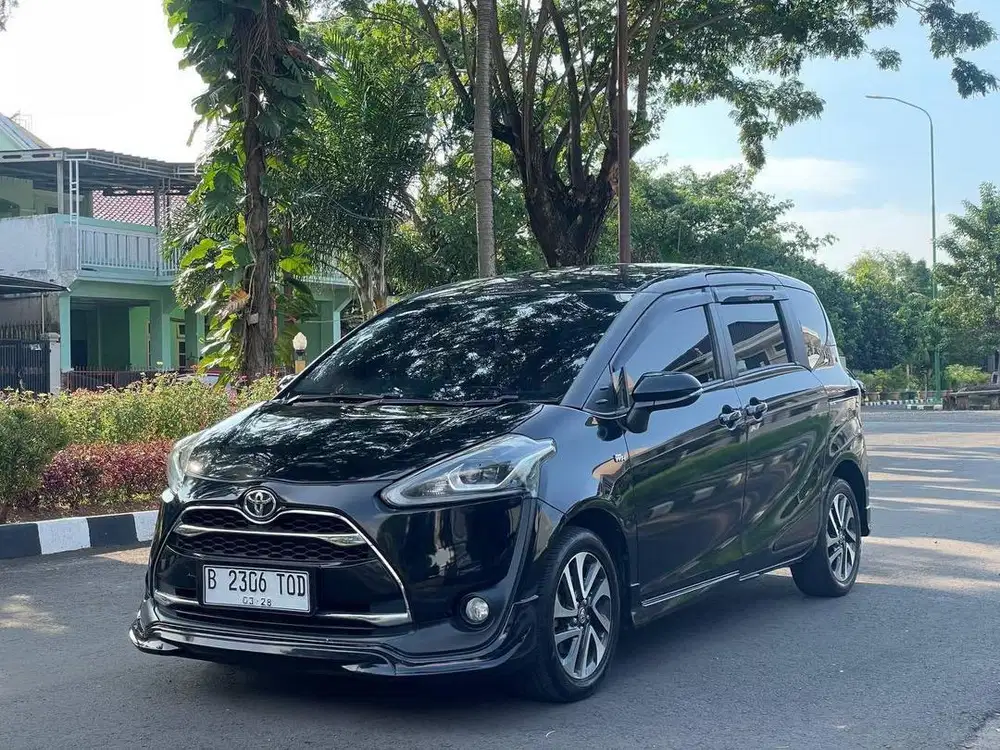 TERMURAH!!SIENTA 1.5 Q CVT 2016 SIAP PAKAI