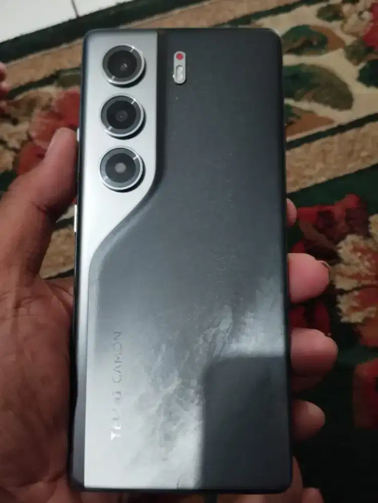 Techno Camon 40 RAM 8 / 128 GB