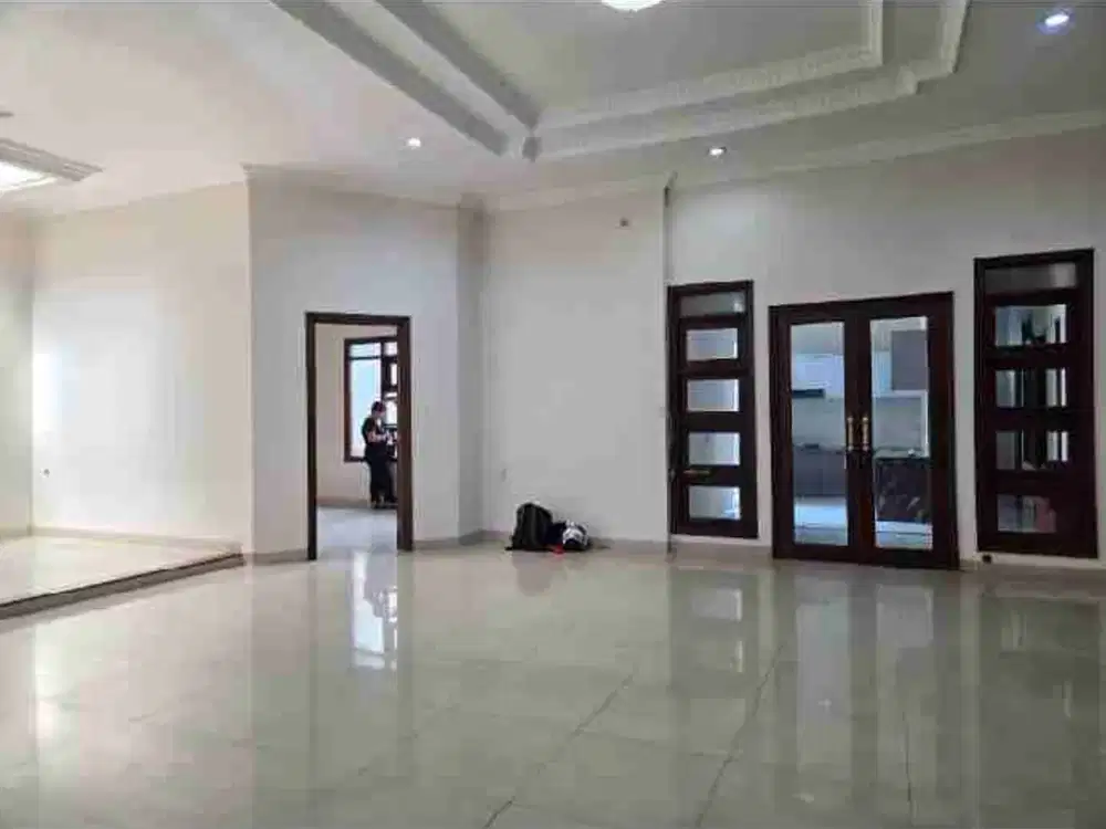 Dijual Rumah Nyaman dan Siap Huni di Perumahan Singgasana Raya Mekar Wangi Bandung Kota