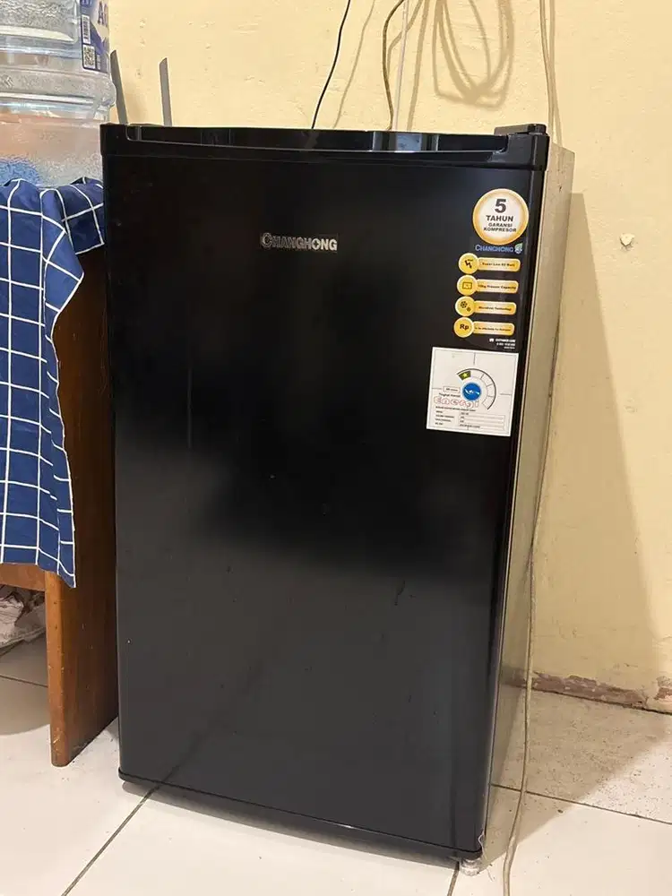 Kulkas changhong 1 pintu 100 liter