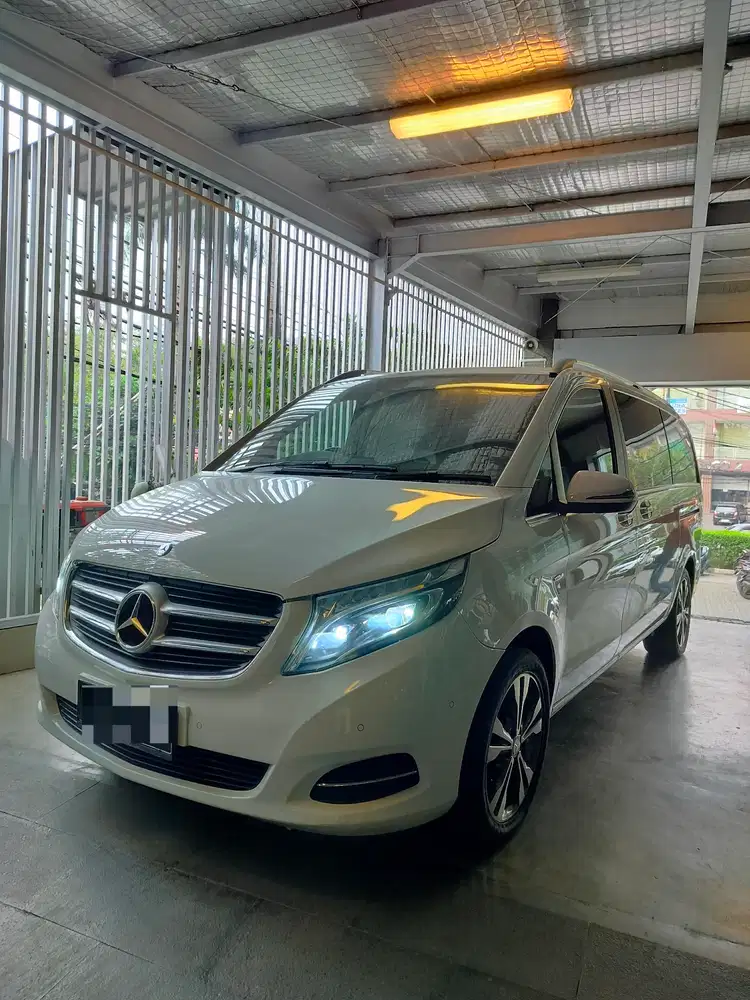 Mercedes-Benz V220 2016 Diesel