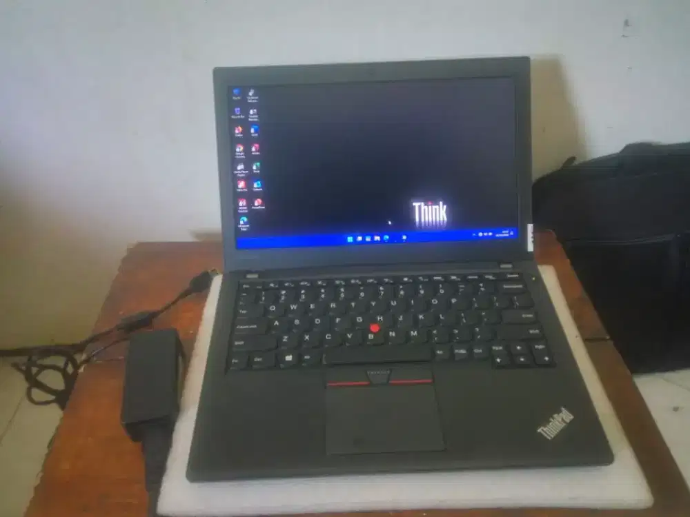 Lenovo Thinkpad X270 core i5