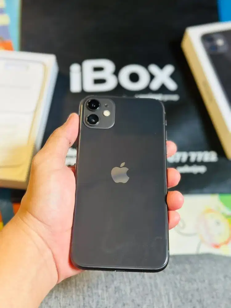 [iBox] iPhone 11 Resmi Mulus jual cepaat