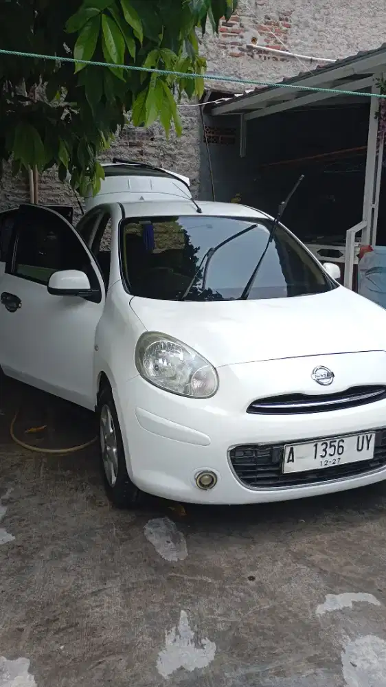 Nissan March 1.2L A/T 2012