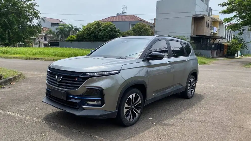 Wuling Almaz RS Hybrid 2023