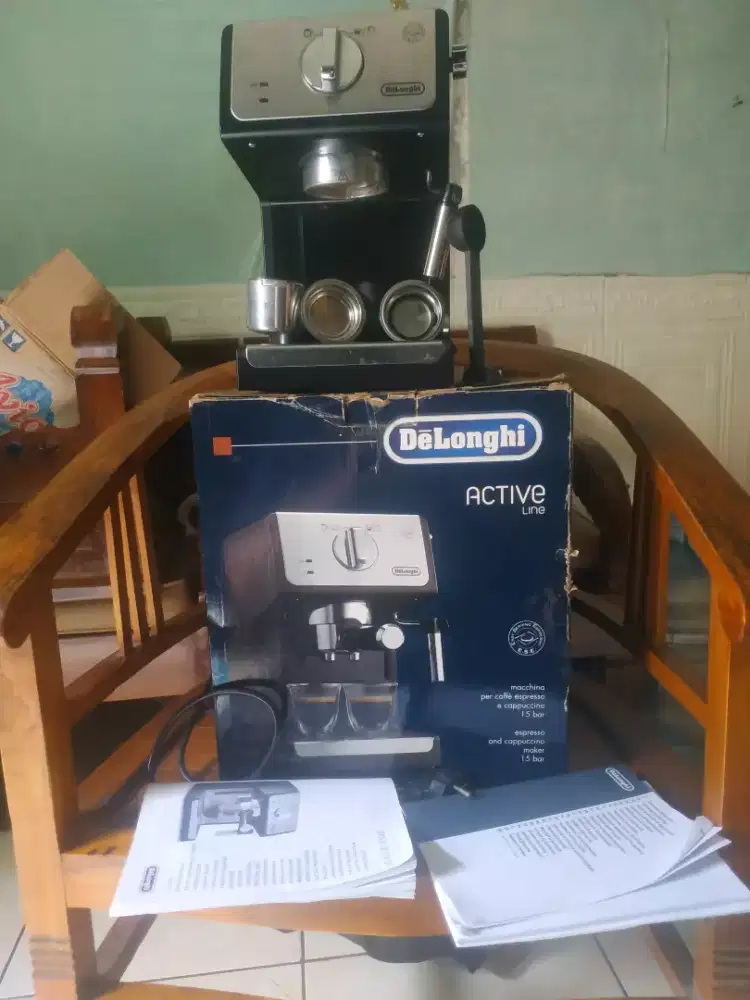 Mesin kopi espresso delongi ecp 3321 bk lengkap ada minusnya