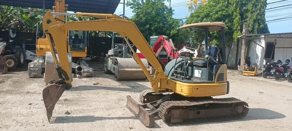 Jual Komatsu Excavator PC40MR2 Ex Rental Jawa Timur