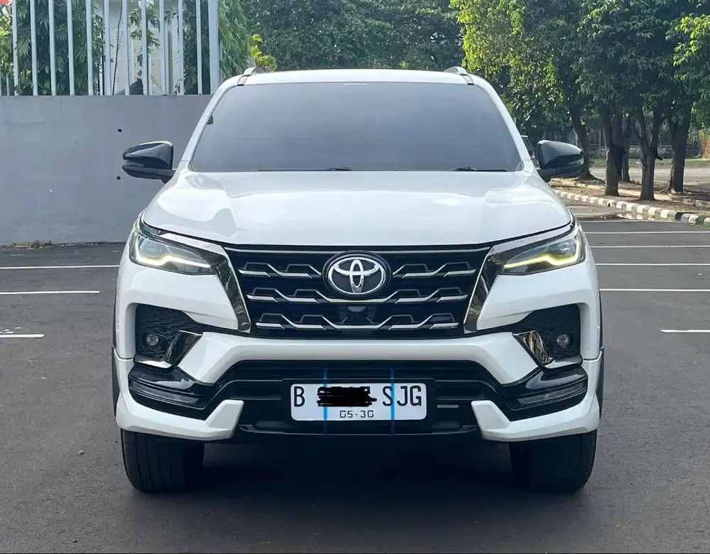 TOYOTA FORTUNER GR SPORT 2.8 AT 2022