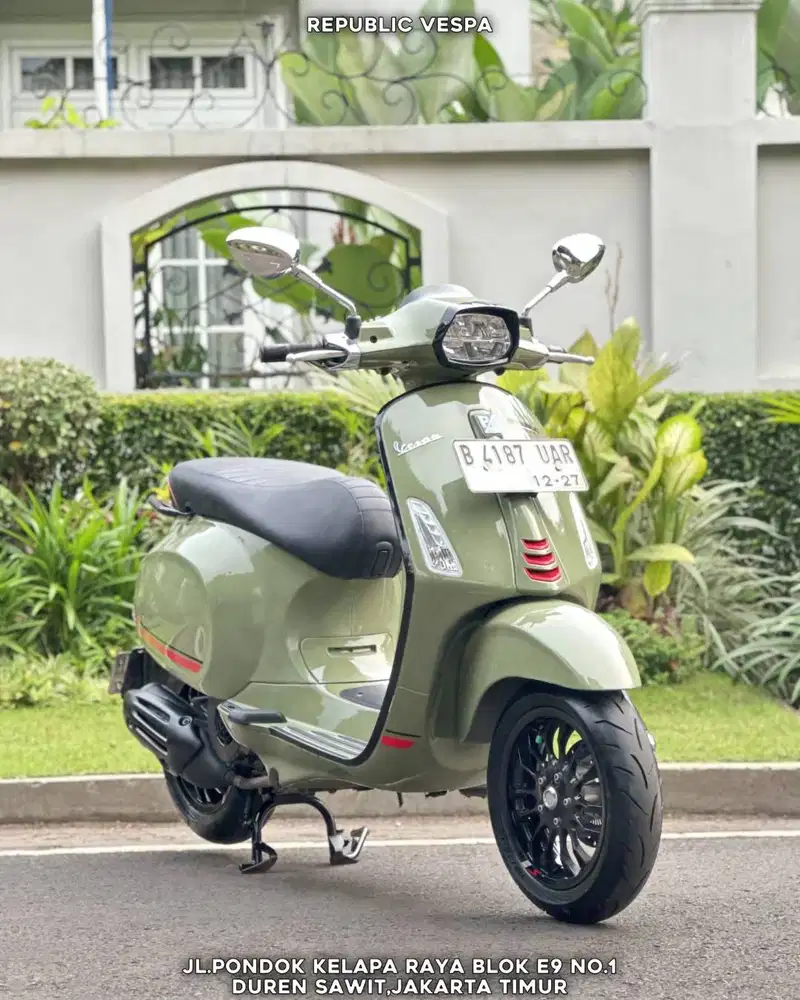 DIJUAL CEPAT VESPA SPRINT S150 IGET ABS LED TH 2022 GREEN TENANC